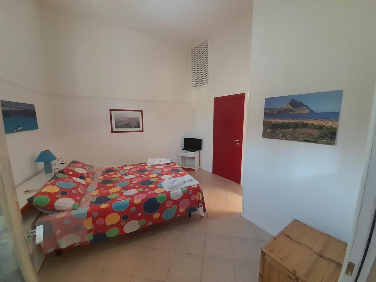 Little Italy Castellammare del Golfo Exterior foto